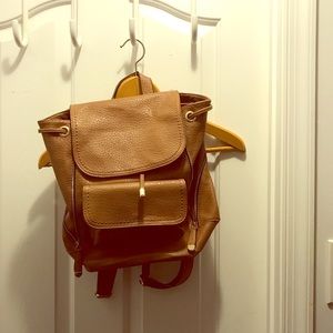 Tan back pack!
